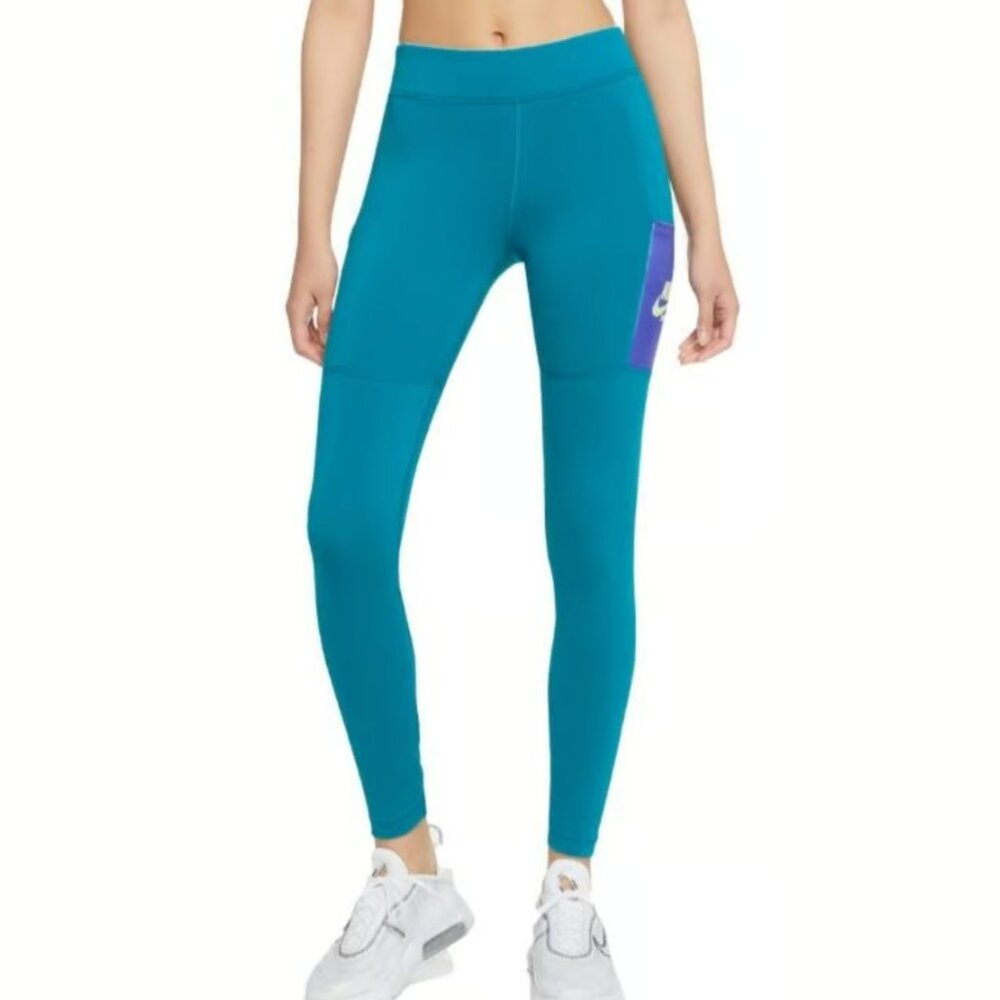 Nike Sportswear Leggings with Side Pockets - Bright Spruce NWOT